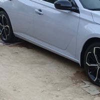 عندي ويل حجم 19 جديد هوة والتايرات اريد اراوس بحجم 17   وهذا رقمي  078...