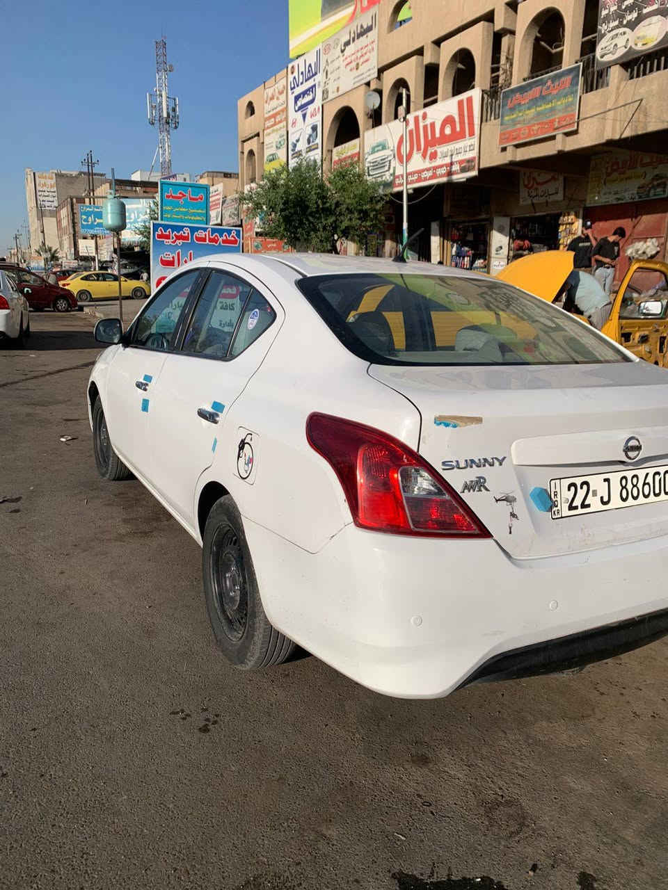 السلام عليكم نيسان سني هندي موديل ٢٢للبيع السعر ١٠٢ وبيها مجال السياره تبريد كير مكينه كفالة 
بيها ٤قطع رقم أربيل تريد وكاله سنويه ما ساقطه  تريد تحويل رقم ***********
