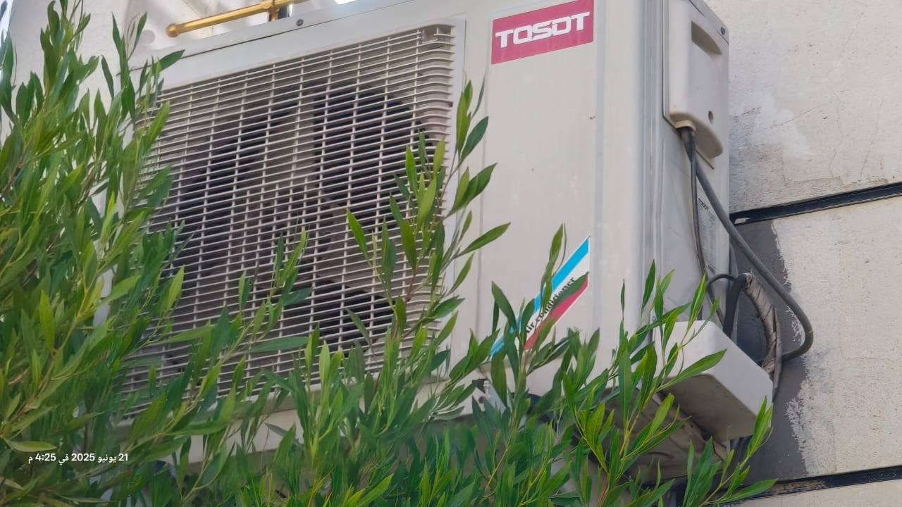 سبلت توسوت 1 ونص طن حار بارد عادي مو انفيرتر استعمال قليل لان البيت متروك مداخل صيانه منصوب وشغال تجي تفحص وتاخذه السعر 275 الف مكاني بغداد زيونة اي استفسار دزلي رساله عالواتس اب *********** رسالة فقط
