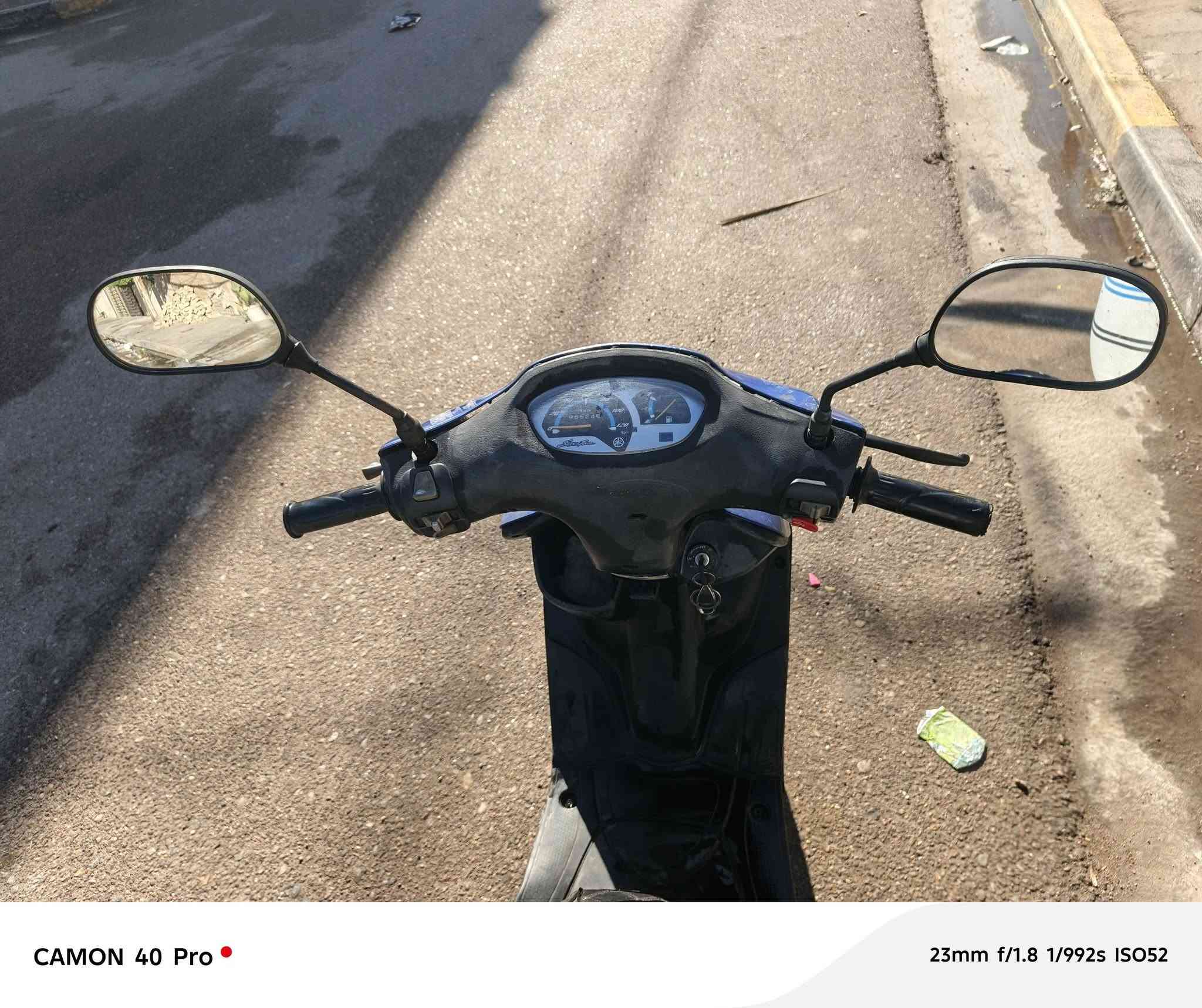 السلام عليكم دراجة ماكس قجمة للبيع نكرة سلف هندر محرك نضيف برغي ممفتوح الكشر كدامكم  سعرها 250 عنواني بغداد الغزالية ***********
