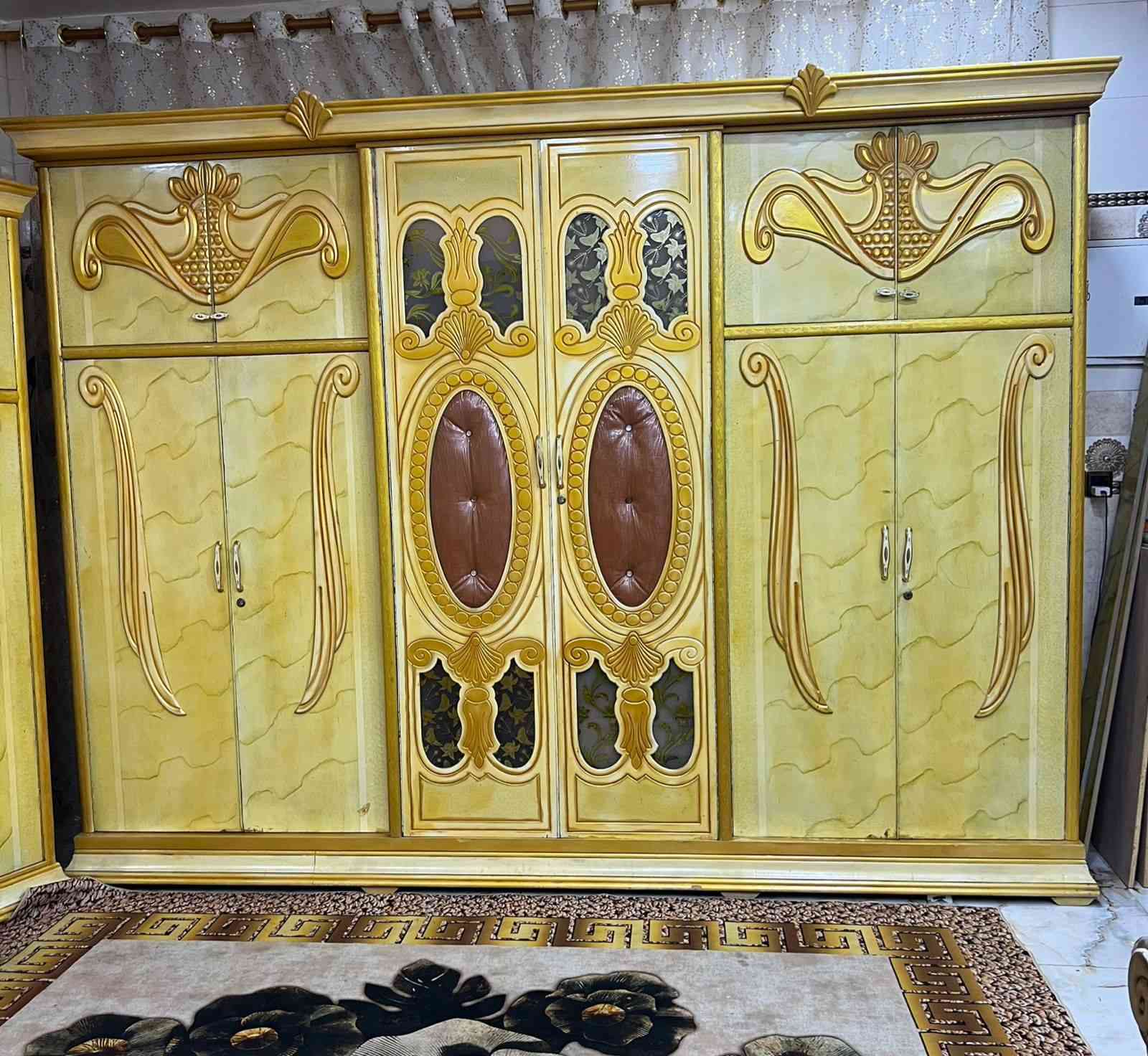 650غرفه ست ابواب  مال عرسان ملحق صاج زاويه كنتوريه بغداد الحسينيه مال الراشديه وعندي توصيل ***********
