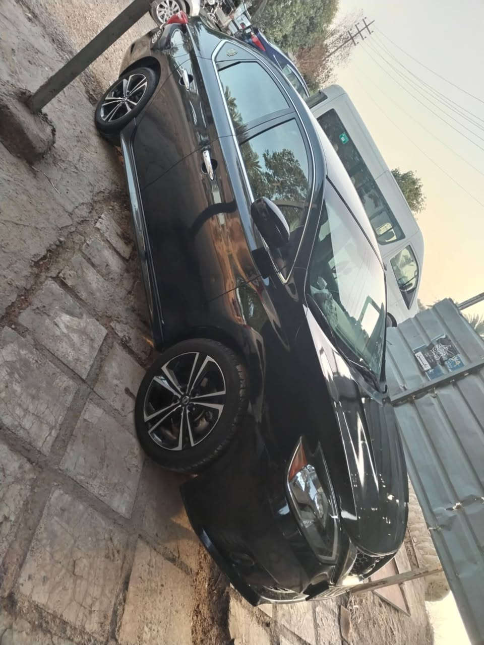 نيسان سنترا 2017 اربيل
وارد امريكي
مواصفات SR
ضرر بنيد جاملغ جهة صدر 
رقم *********** المكان بابل 
السعر 95
