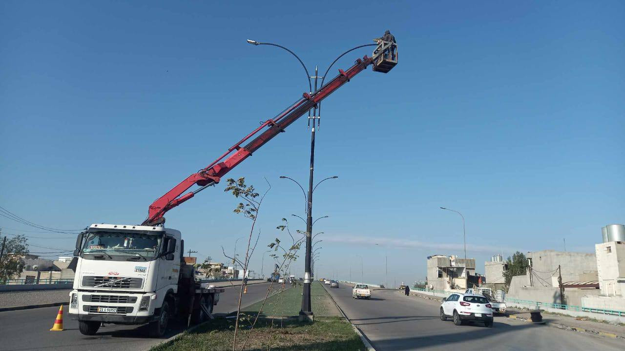 اخوان مكلف بل نشر
للبيع فالفو 
موديل 2005
العنوان كركوك
كرين هياب 
الوزن 11طن 
عدد سلايت   5 ريمونت
سياره مكفوله كفاله عامه 
السعر.  425
‏‪***********‬‏
