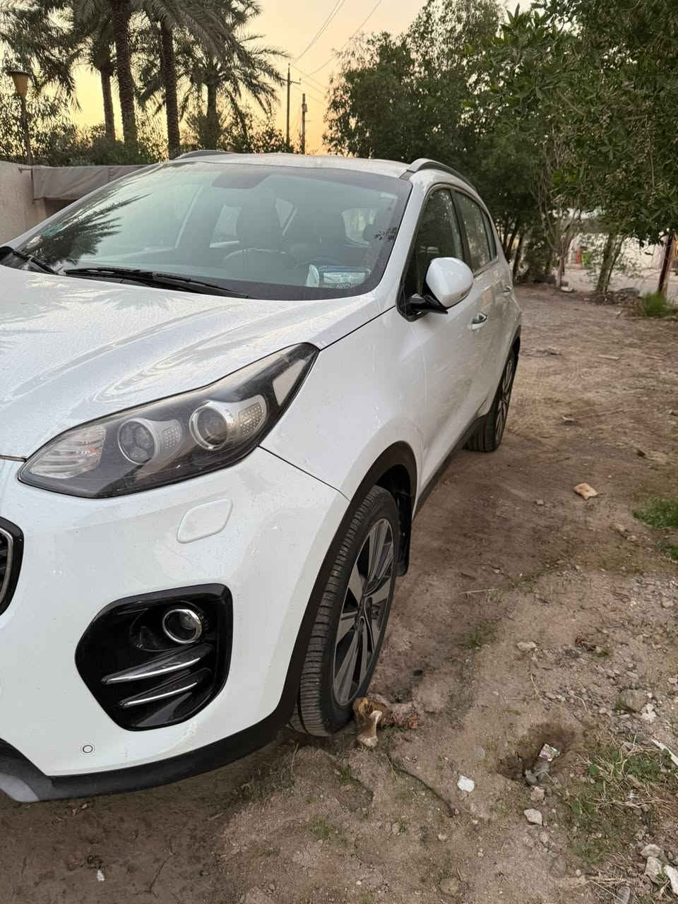 السلام عليكم للبيع كيا اسبورتج خليجي٢٠١٨ بدون حادث كفاله عامه حساس امامي خلفي بصمه اصلي كشنات حمصي ماشي ١٠٣    السعر ١٨٥ العنوان البنوك ***********
