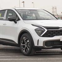 عندي سبورتج موديل ٢٥ فو مواصفات ماعد البانوراما  قمارة حديد ابيض صدفي ...