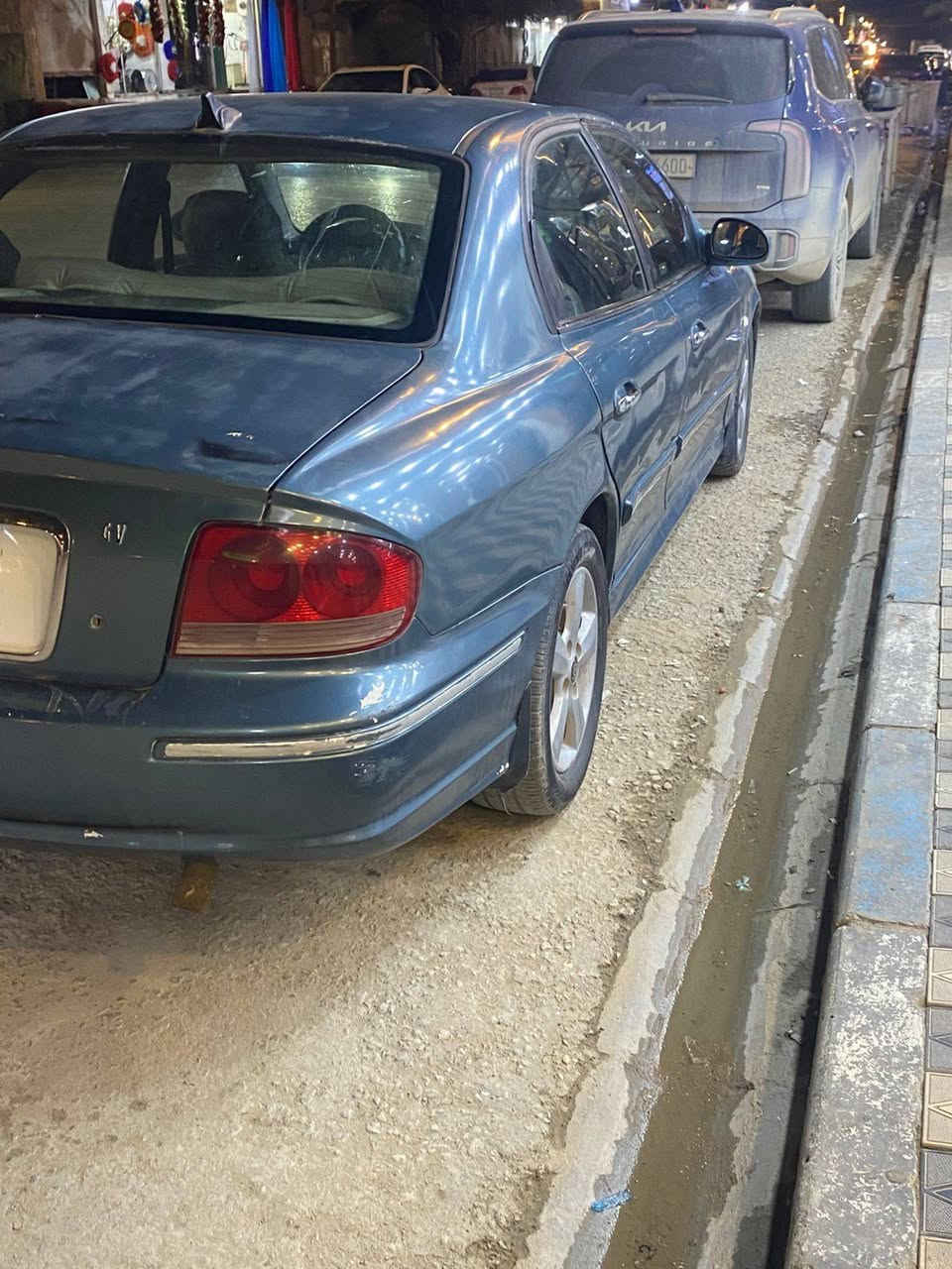 السلام عليكم ورحمة الله وبركاته
سوناتا وفود مديل 2003
كير ومحرك 2000 
لون ازرق رقم بغداد 
السياره جاهزه من كلشي
تخم تاير جديد باتري جديد منضومة تبريد جديده نقص  غاز
سعر 57 وبيها مجال للشراي
الرقم ***********
