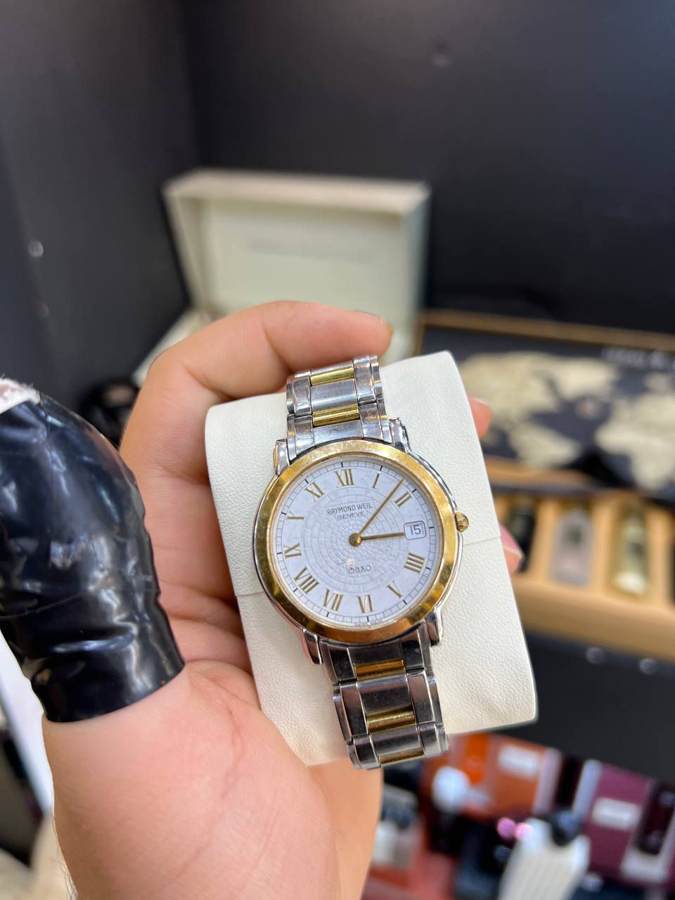 رايموند تحفه 
نضافه جيده 
34 قطر 
مينه بيها سواد اعتقد ينمسح 
سعر طيب جدا


**إذا كنت صاحب هذا الإعلان وتريد حذفه لأي سبب، رجاءا أرسل رسالة إلى الدعم الفني**