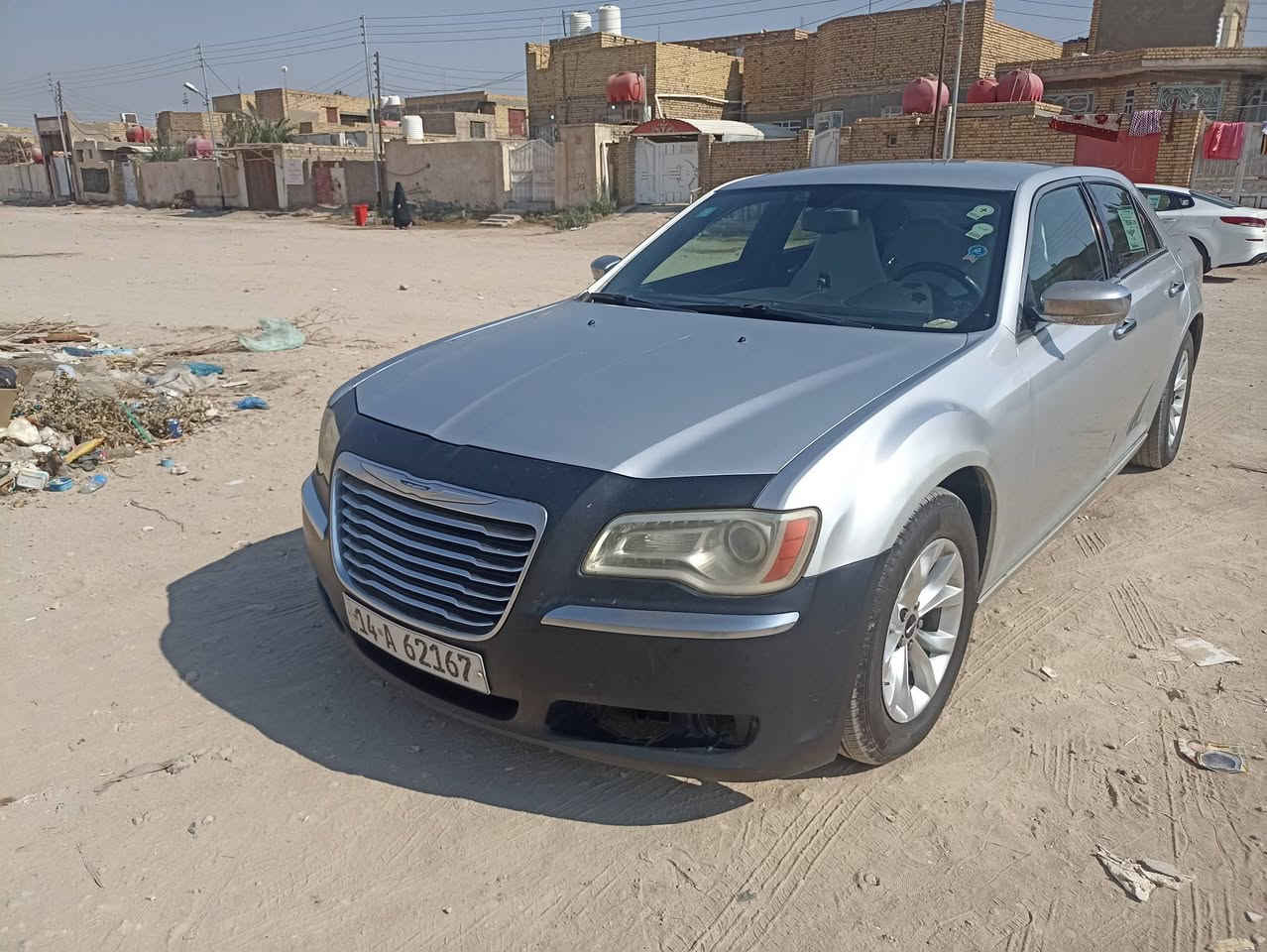 اوباما كندي موديل 2012سنويه 2028 بيه رش هلالات خلفيه واحد امامي وربع باب خلفي مكينه جديده عربانه خلفيه جديده محوره مال موديل 20 سياره جاهزه ومال جناي شوفت عيونك الي ماتعجبه يصعد المنشور بكلمه طيبه السعر 150وبيه مجال 
***********
