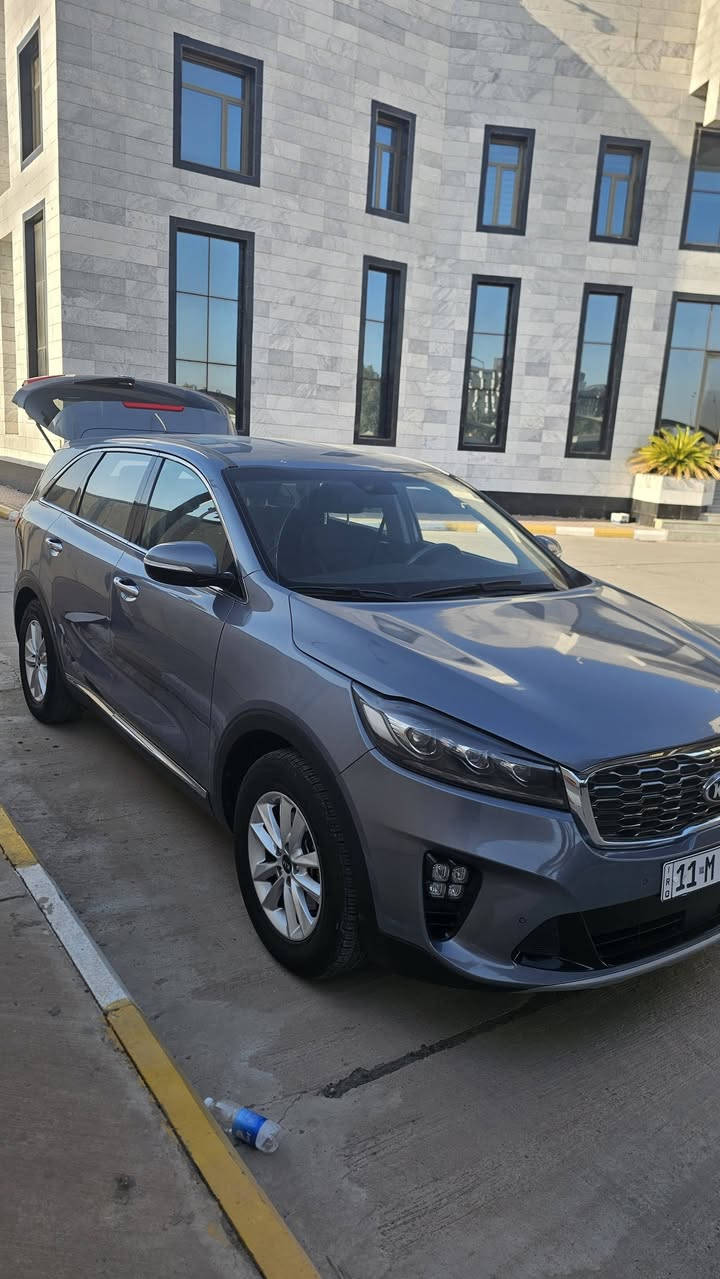 السلام عليكم سورنتو 2020
بغداد ماشية 61 قابل للزيادة 

امريكي 4 الضرر خشم البنيد ونفسة مصلح 

ليبل واحد بدون ايرباك مكان السيارة بغداد ام الكبر 

السعر 195

الرقم ***********
