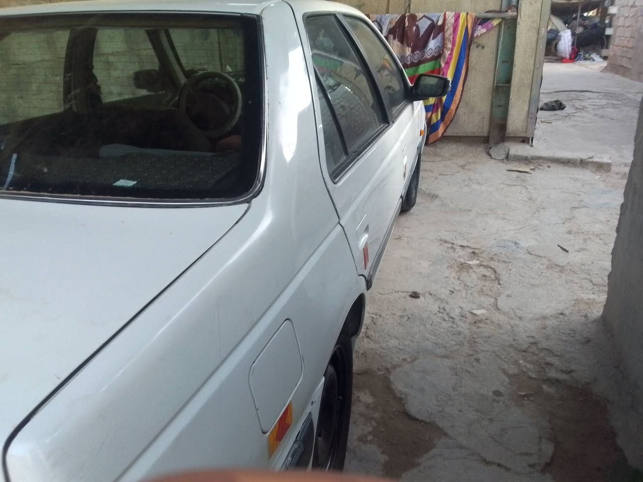 سلام عليكم شباب عندي بيجو بارص مديل 11 خصوصي رقم نكليزي لبيع بيه دوسات معمره ومصبوبغه وبيه دواير مال جاملقت معمره ومصبوغه سيارة بيه مضومت غاز ام 60التر وبيه ملاحظة بسيط بس مامشدود ريايده 43وبيه مجال بسط محتاج عندي ضرف طارة رقم تلفون *********** وآني ممنون تفاة تبريد
