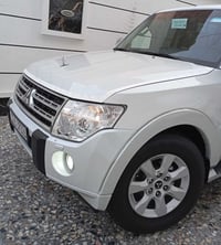 باجيرو 2010 حبتور فول مواصفات 1/1 ماشيه 97 الف حقيقي ع فحص كفاله من ال...