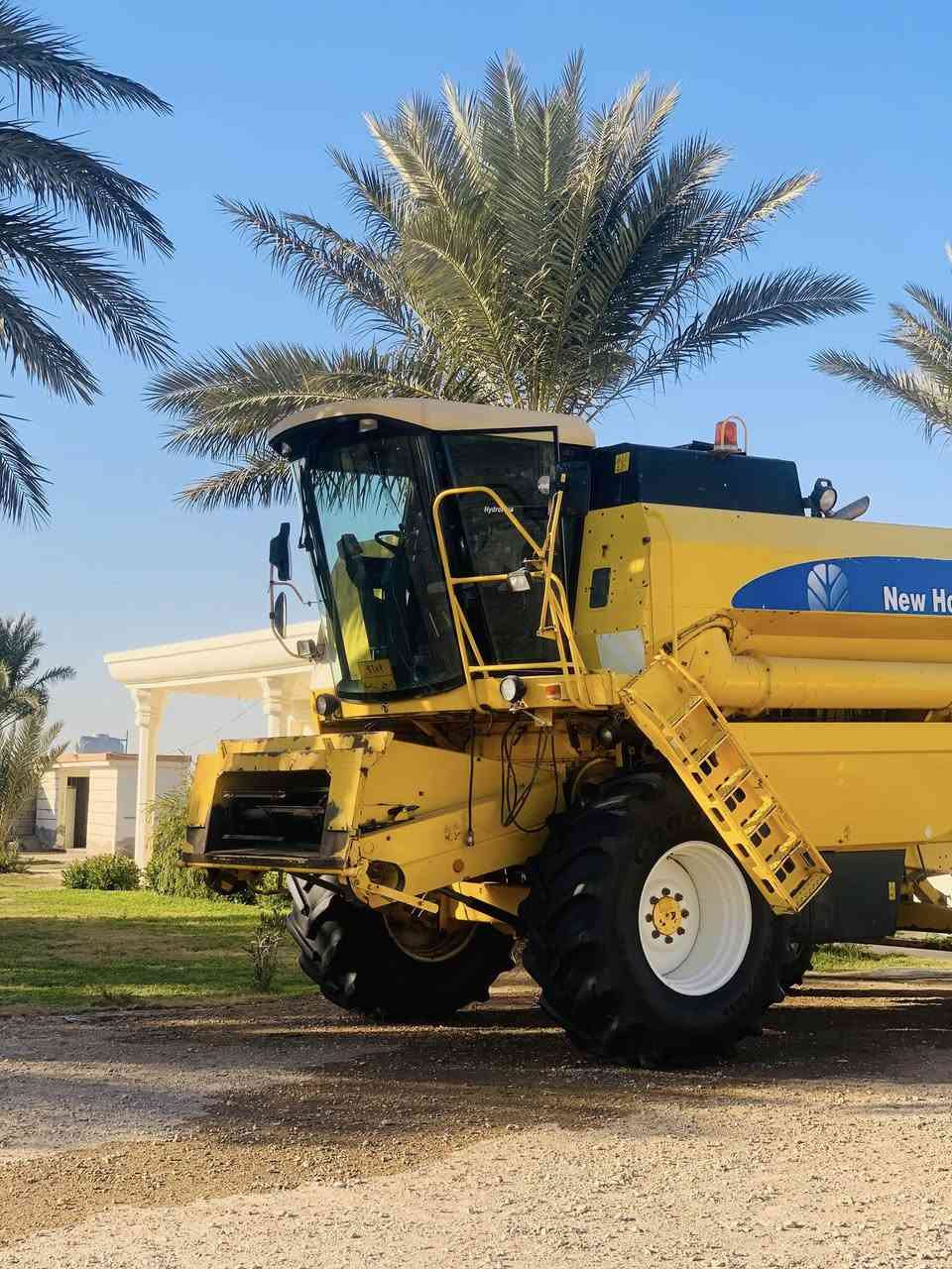 ‏سلام عليكم حصده للبيع 2006 طبلة ١٧ ثابت  مكان وسط العزيزية ستفسار عل رقم ***********///***********
