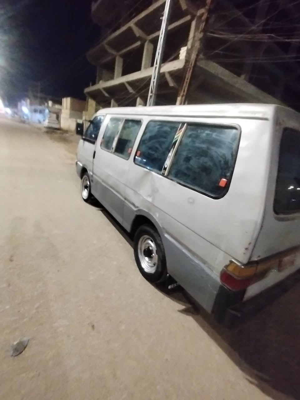 السلام عليكم كيا بسته موديل ٩٣شواصي مكفوله مكينه وكير واكسل كله جديد باور جديد سعرها ٢٢وبيها مجال العنوان بابل القاسم *********** ابيع كوم حديد
