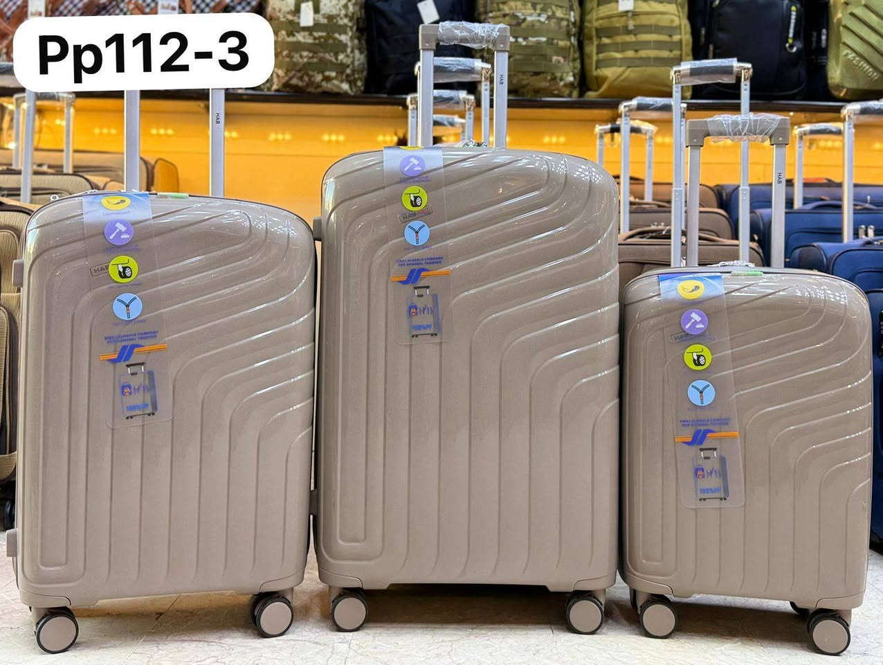 #الاصلي_يمنه_وبس_بانسب_سعر
 #حقائب_السفر_سليكون_جلاتينpp100%
السلام عليكم زبائننا الكرام🌹❤️

✅توفرت وجبه جديده من الحقائب السفر الجلاتين الاصلي ماركه HAB الاصلي✔ (ضد الكسر)

🔺اربعه عجلات دوران 360درجه
🔺جلاتين اصلي pp%ضد الكسر
🔺سيت 3احجام 20.24.28

🔴متوفر البيع مفرد وسيت
             
                   ((متانه عاليه وسعر مناسب))
#عنوننا واسط .قضاء الحي. سوق الحي الكبير .شارع القرطاسيه.
    للطلب والاستفسار مراسله الصفحه او الاتصال علئ الرقم ***********
🔷يتوفر توصيل داخل الحي🚕 
🔷متوفر توصيل لجميع المحافضات🚚
            
           ((معرض عالم الحقائب خيارك الافضل))
                     (اهلا وسهلا بكم تنورتونا)

#ابرز_المعجبين
#المتابعين
#الجميع
#المسافرين
#العرسان
