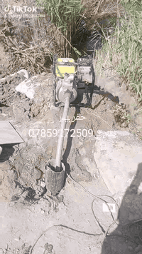 حفر الابار في جميع محافظات العراق حفر وعزل المالح وصب البير  فحص بجهاز الكاشف قبل الحفر تستلم بير جاهز ومن الله التوفيق واحد عراق  الاستفسار واتساب وخاص مفتوح  ***********///***********
