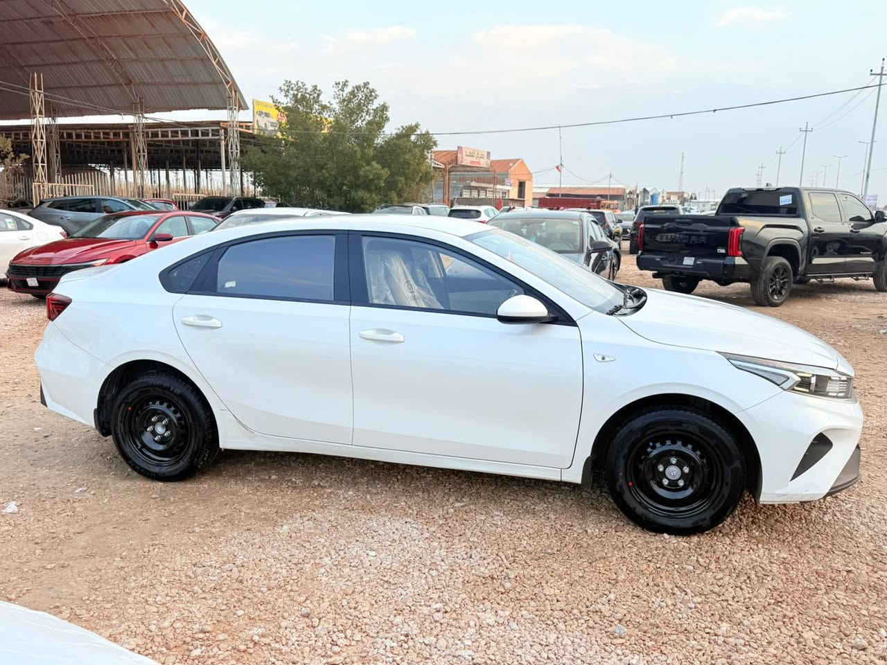 لبيع
المراوس كيا سيراتو 2023
حره بدون رقم تترقم جميع المحافظات 
الضرر رش صبغ طرف الجنطه فقط السونار مرفق مع المنشور 
محرك 1600دوش 
السعر 158$$
للاستفسار ***********
المثنى قضاء الرميثه
معرض رسول ال ماجد لتجاره السيارات الحديثه
