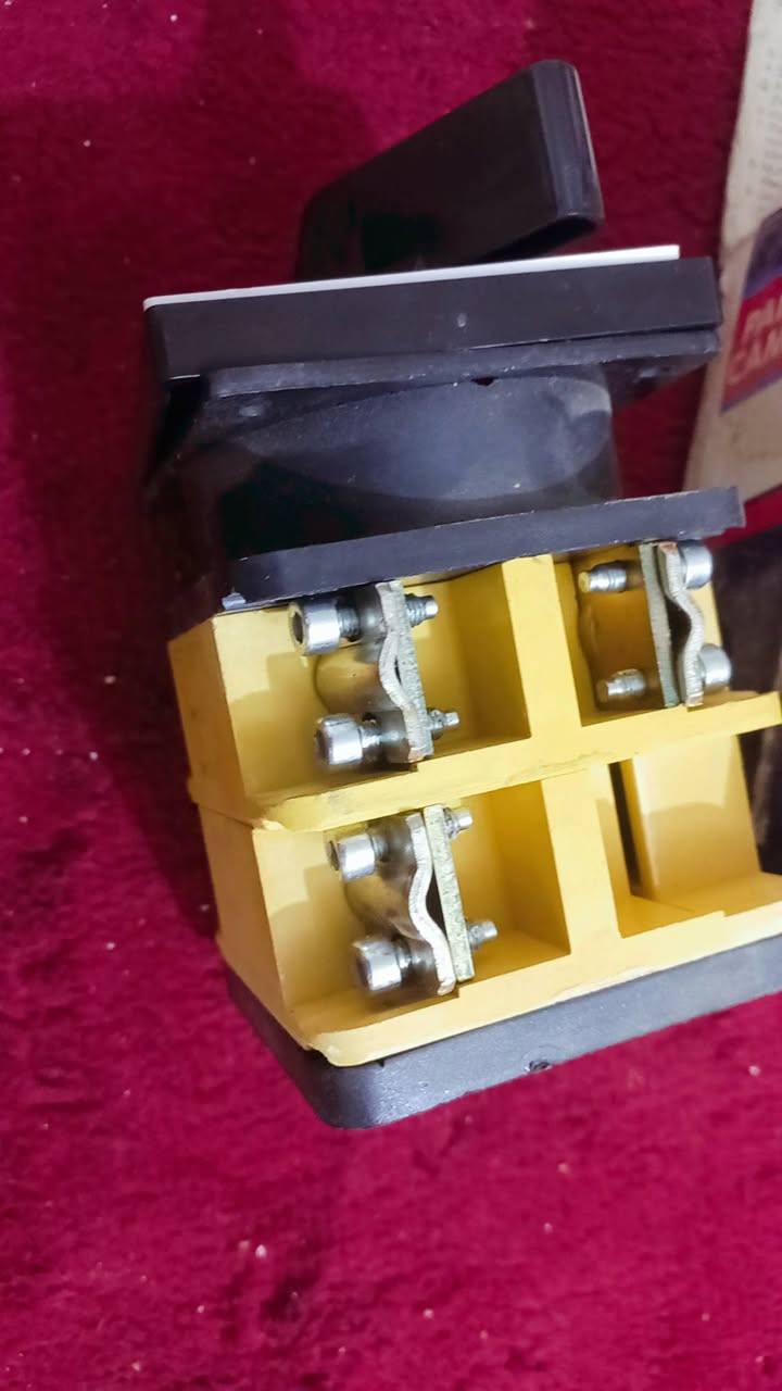 جهاز تحويل للبيع نوعيه جيده شتريته ومامستخدم للبيع الي يريده راسلني


**إذا كنت صاحب هذا الإعلان وتريد حذفه لأي سبب، رجاءا أرسل رسالة إلى الدعم الفني**