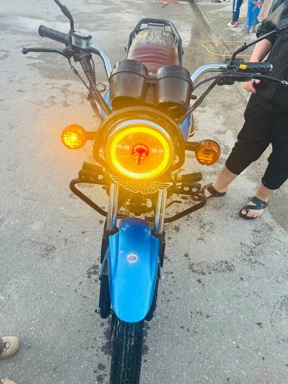 اللهم صلِّ على محمد وآل محمد السلام عليكم دراجه  دايون نفخ موديل 2022 دراجه شوفت عينك لايت زنون اشاير كله شغال مكينه مامفتوحه درجه مامتعوبه مال جناي مكان نجف كوفه علوت الفحل اصولي بس اوراق سكنر الصلي ضايعات وسويلك مكاتبه عن سرقه وعن دوله سعر 1400 *********** عليك الحسين لموشراي لاتعبني ولاطبلي
***********
