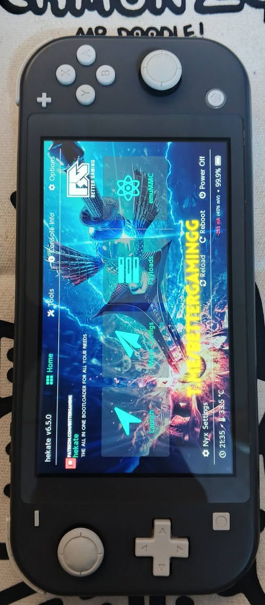 نينتندو سويتس لايت مهكر قطعة نظامين اونلاين و اوفلاين  مع ذاكرة 128 كيكا مليئة بالالعاب كما موضح بالصور والجهاز مكفول من كافة المشاكل والاعطال 100 بالمئة
السعر النهائي 200 الف (غير قابل للتخفيض) 
توصيل بغداد 5 الاف وباقي المحافظات 6 الاف 
للتواصل ماسنجر خاص او واتساب او الاتصال 
***********
