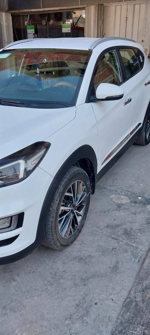 السلام عليكم
توسان 2019 خليجي مكفوله كفاله عامه عده اربع اصابع بارد باب السائق فقط الباقي مكفول
رقم بغداد بأسمي
ماشيه 125
العنوان بغداد شارع فلسطين
للاستفسار ***********
