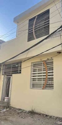 البوبيات • ٦٠م • طابق ونص