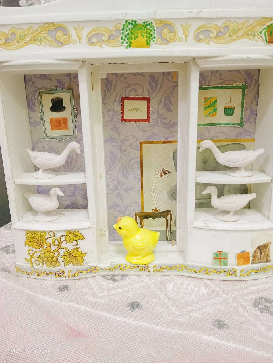 فاترينه خشب  مع 7 تحفيات
قياس أرتفاع 23 
عرض22
سعر 15


**إذا كنت صاحب هذا الإعلان وتريد حذفه لأي سبب، رجاءا أرسل رسالة إلى الدعم الفني**