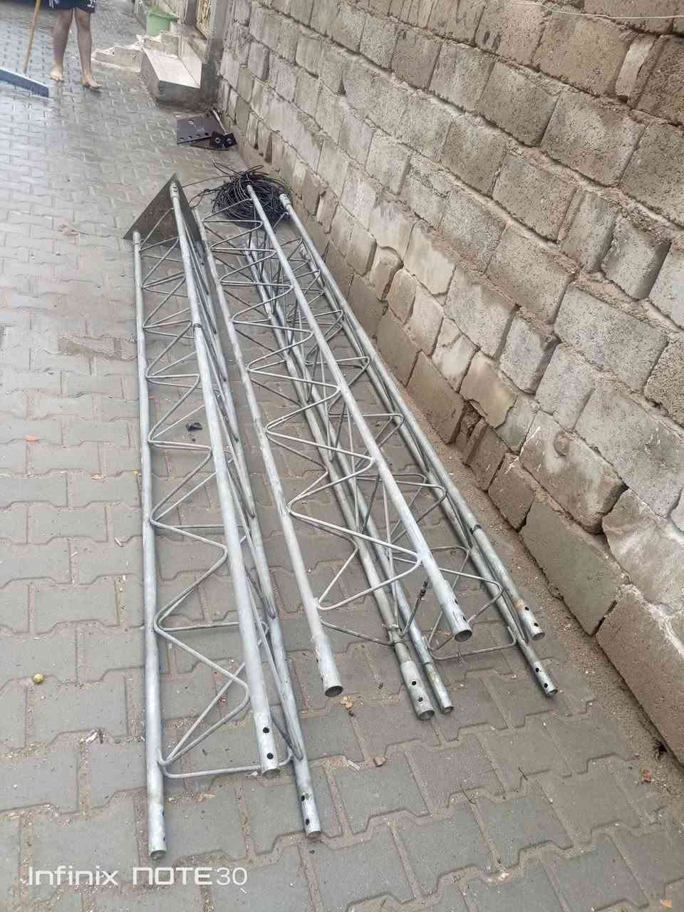 سلام عليكم 
تم فتح وتنزيل برجين ٩ متر في من منطقة الشعلة 
يوجد كادر فتح ونقل وشد وصيانه ابراج 
***********
***********
واتساب
