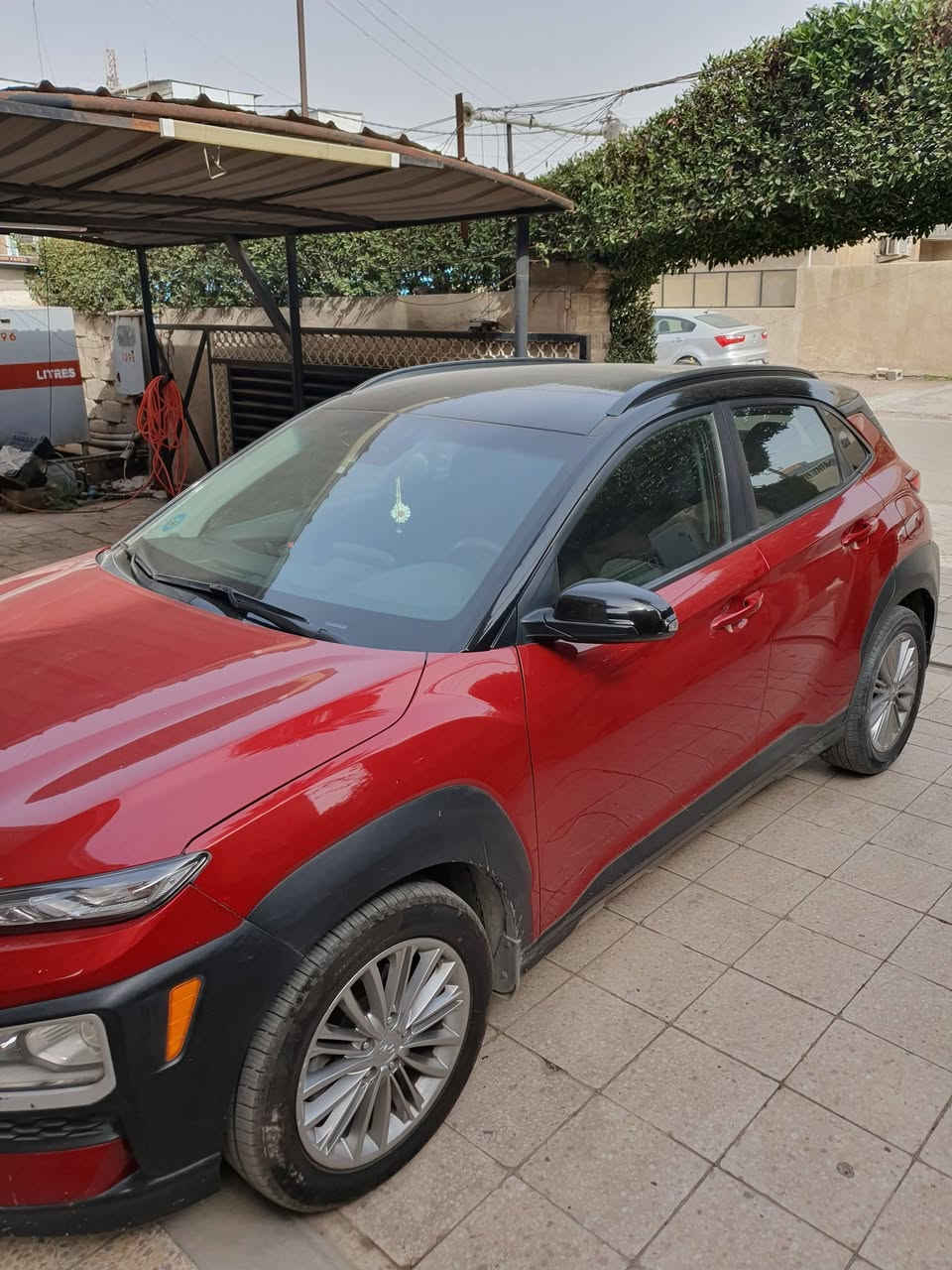 السلام عليكم 
للبيع كونا 2021 وارد امريكي مضروبه فقط جاملغ ومصلحه على البارد
ماشيه24700 ميل محرك 2000 دوش 
فول مواصفات عدا الفتحه
تو كلر
فور ويل Awd
4W
اشاير بالمري  ويل كب 17
تحكمات ستيرن جهتين بصمه سويج بصمه ابواب 
تشغيل عن بعد 
تدفئه كشنات 
شاشه كبيره
كامره دواره
تحدد مسار ورادارات امامية ورادارات خلفيه
نقطة عمياء
السياره رقمها بغداد
السعر 140  وبيها مجال
للاستفسار الاتصال ع رقم 
***********
