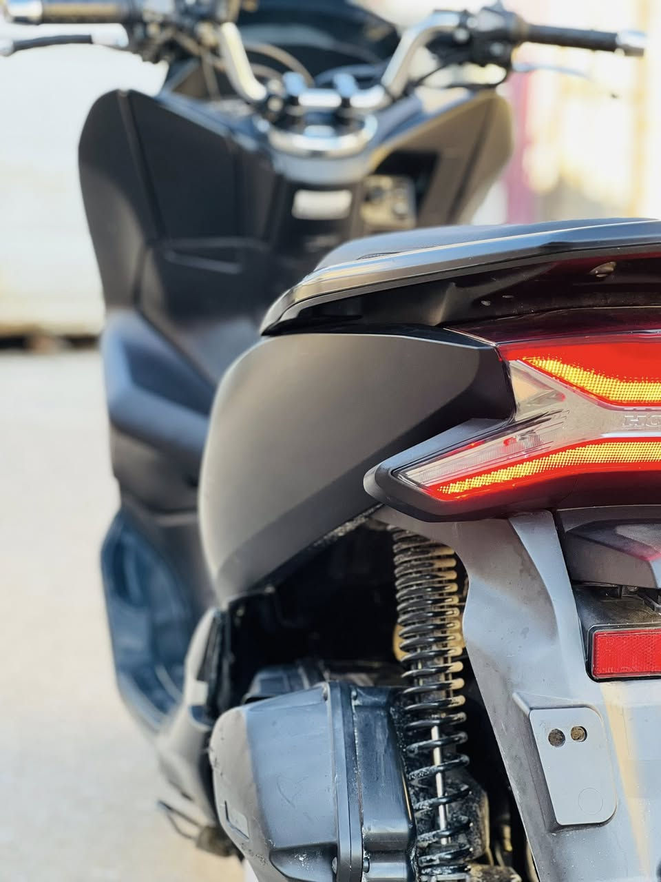 سلام عليكم للبيع بي سي اكس جيل 3 كوري  بصمه جديده رمبه كفاله عامه برغي مامفتوح بيها شرط كله شغال اي نقص ماكو ابد لون اسود طافي بلادي نعومه فول سعر 14 بيها مجال بغداد زعفرانيه ***********
