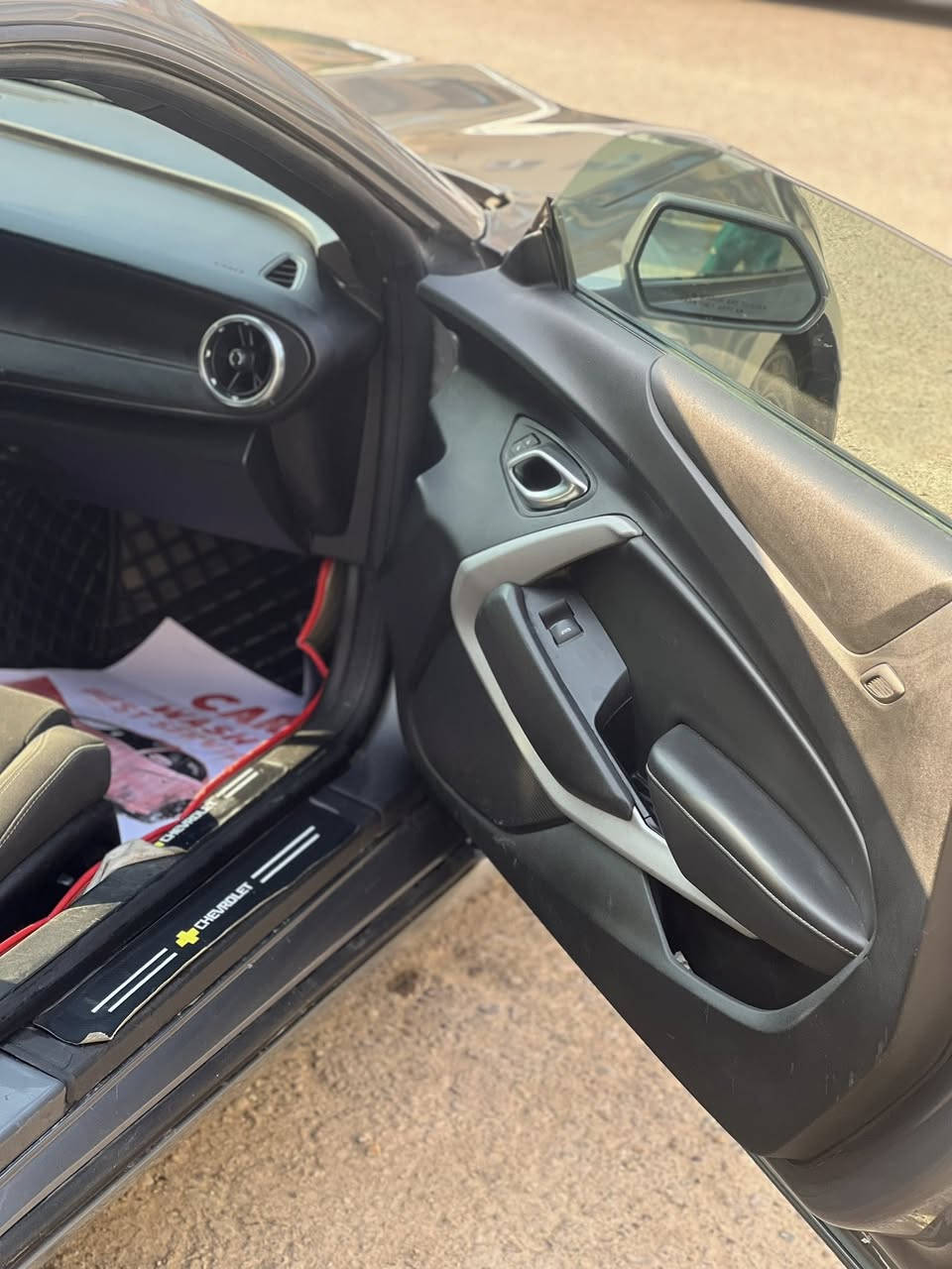 السلام عليكم
للبيع 

شوفر كمارو
موديل2020
لون اسمنتي مصبوغة عام 
محرك 4 سلندر2000 توربو
مكينة جديده   
كير اوتو نظيف  
صدر امامي نظيف
صدر خلفي نظيف 
كشنات مخمل 
داخل نظيف جدا
تحكمات ستيرن 
3مود سياقة
شاشه اعطال
شفتات كير عادي
داخل اسود

وبعد هواي مواصفات فول الفول السياره .

رقم جديد سنوية باسمي تحويل نفس اليوم
سعر 105$


**إذا كنت صاحب هذا الإعلان وتريد حذفه لأي سبب، رجاءا أرسل رسالة إلى الدعم الفني**