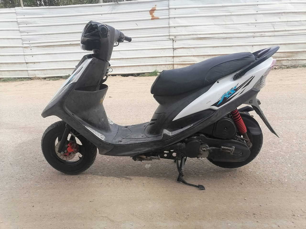 ماكس عدله ياباني 2003 مختمه كلها وملحه مكفوله مكينه ناعمه نهضه معدل فول كهربايات كلها شغاله نكره سلف السعر 550 المكان كربلاء الحر الرقم ***********
