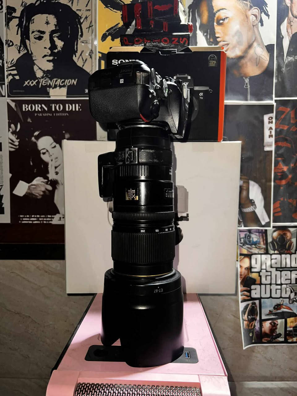 نيكون 3200d
مع عدسة 200-70 فتحة 2.8 
الي يريد فقط عدسه او كامله متوفره ملحقات 🤍.


**إذا كنت صاحب هذا الإعلان وتريد حذفه لأي سبب، رجاءا أرسل رسالة إلى الدعم الفني**