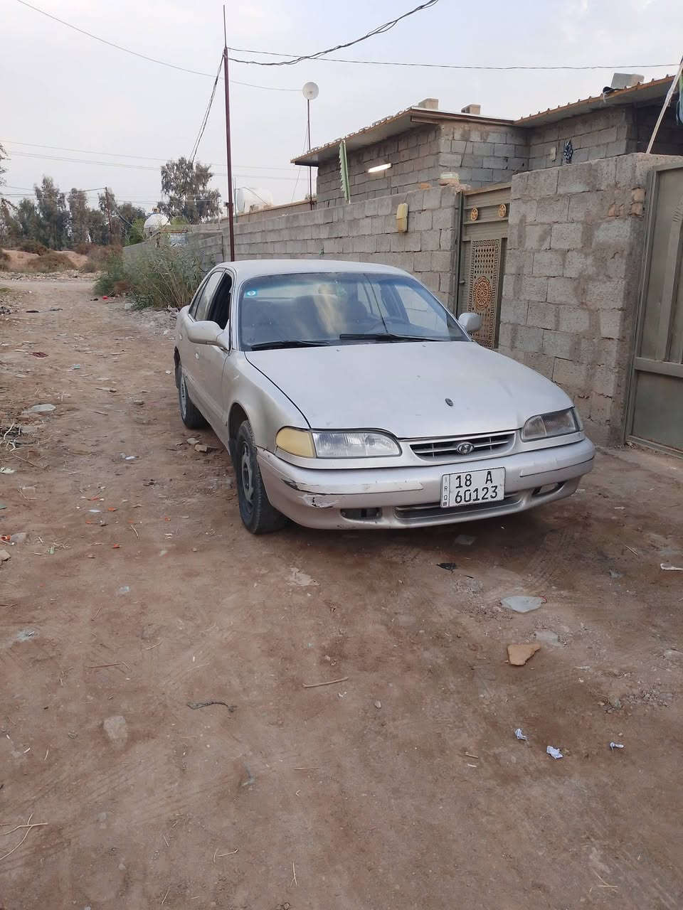 السلام عليكم سياره سوناتا موديل 95 سياره تبريد تدفئه كله شغال سياره باسمي رايده ب 53 ورقه ***********
