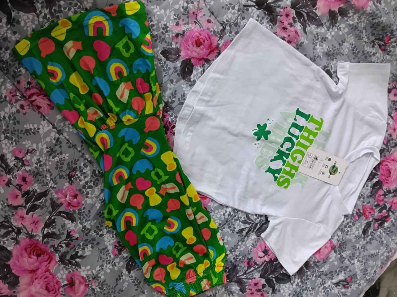 ملابس جديدة على 5000
ويوجد توصيل 3000
تخفيصات الخامه تخبل زبده


**إذا كنت صاحب هذا الإعلان وتريد حذفه لأي سبب، رجاءا أرسل رسالة إلى الدعم الفني**