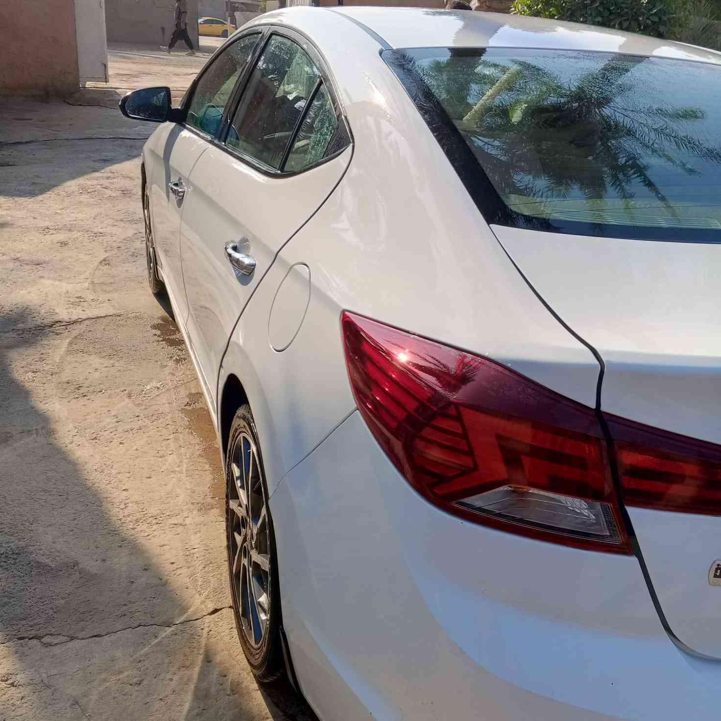 السلام عليكم النترا خليجي 2019 السعر 138 وبيها مجال بدون صبغ فقط بارد بالبنيد و حالوب ناعم
بغداد الدورة ***********
