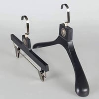 مستلزمات ديكور • مانيكان رجالي ونسائي • استاندات ملابس