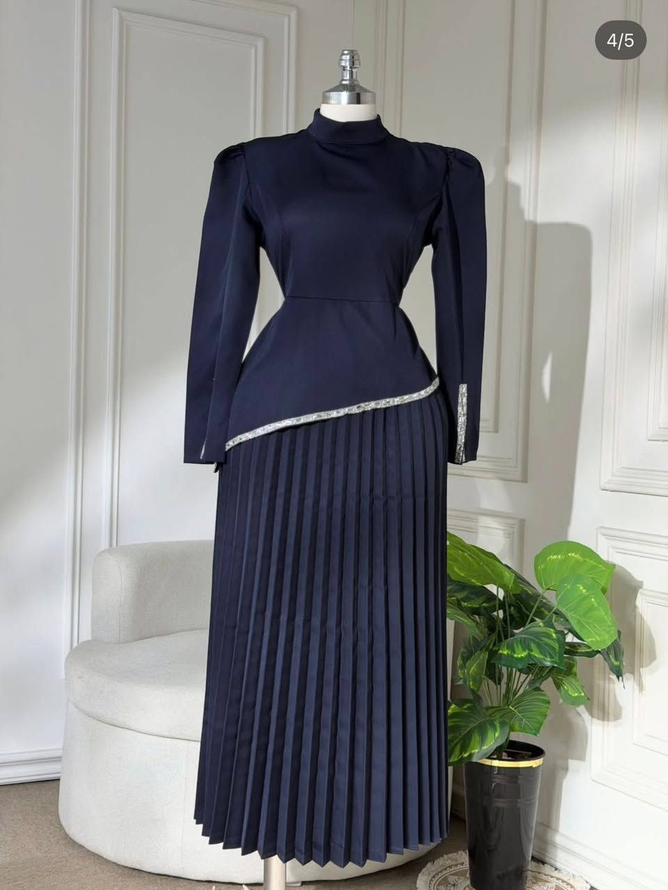 . المديل  فستان  كبس العيد
نوع الخامة دابل تركي ❤️
المقاسات   38🌹40🌹42🌹44🌹46🌹48


**إذا كنت صاحب هذا الإعلان وتريد حذفه لأي سبب، رجاءا أرسل رسالة إلى الدعم الفني**