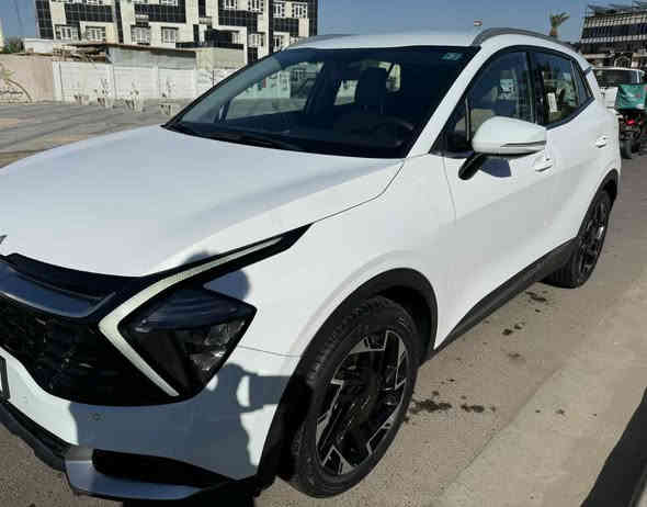 🚘 للبيع | كيا سبورتج 2023 – خليجي دولية 
📍 بغداد / الكرخ
📄 رقم جديد ألماني – هزة جديدة – السنوية باسمي

✨ مواصفات مميزة:
 • 🚦 حساسات أمامية وخلفية
 • 📸 كاميرا خلفية
 • 🔥 تشغيل عن بُعد + بصمة
 • ⚙️ دبل + شفتات
 • 📡 سونار (ظاهر بالصور)
 • 🎀 تغليف داخلي كامل (كشنات + أرضية)
 • 🛡️ السيارة مغلفة حالياً
 • 🛠️ صيانة شركة – دهن أصلي
 • ⛽ بنزين محسن فقط
 • 🎨 صبغ فقط دعامية أمامية (موضح بالصور)، البدي بخلاف ذلك خالي من الصبغ

💯 سيارة ماشية 28… نظيفة ومرتبة ولا تعاني من أي مشكلة والحمد لله

💵 السعر: 203 ورقات 
📞 ***********
