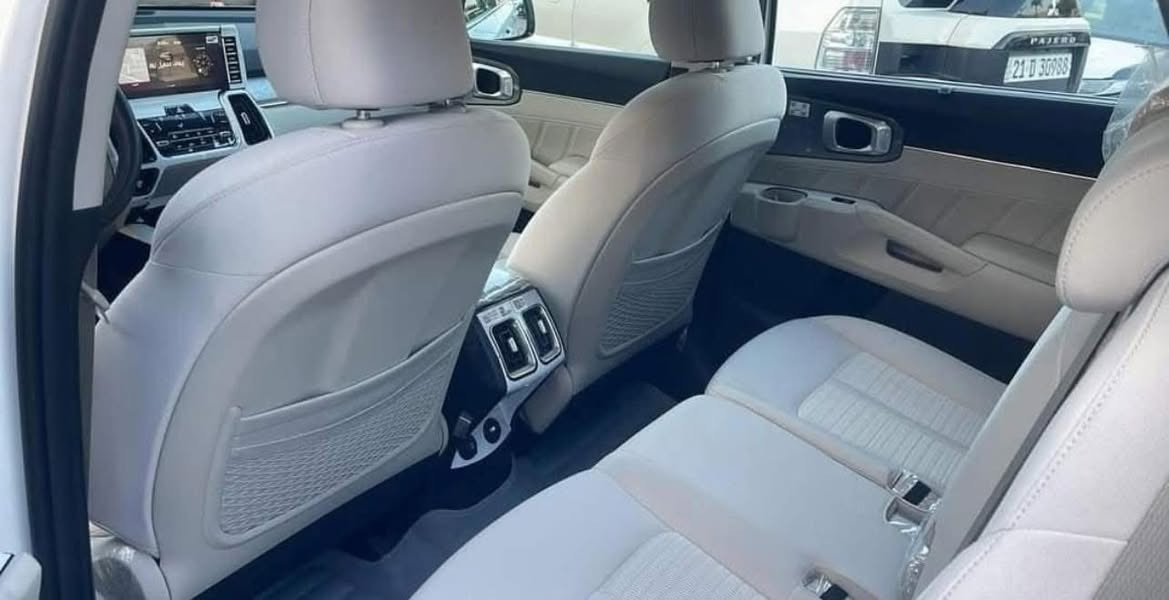 للبيع
سورنتو 2023 مكفوله كفاله عامه جديده السياره 
ماشيه 8000 زيرو السياره بأسمي 
مكاني / بغداد 
***********
