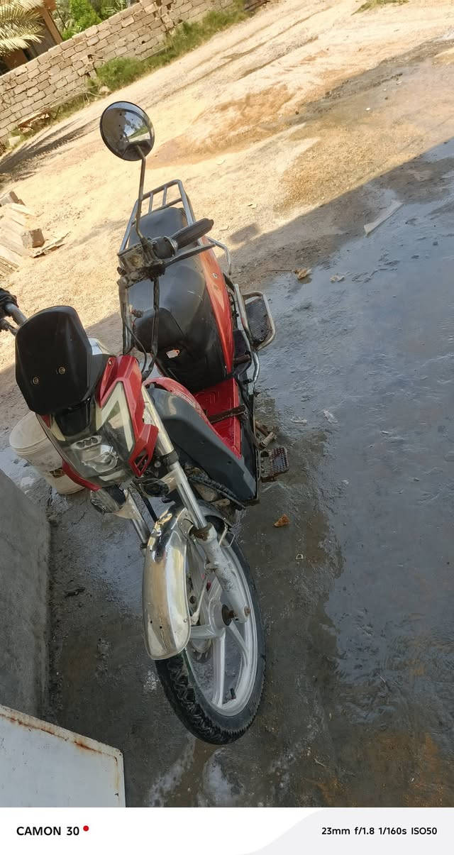 دراجه شحن للبيع
2024
5باتري وحده هابطه 
كلشي يشتغل 
مكان الفلوجه 
رقم. ‏‪***********‬‏واتساب
