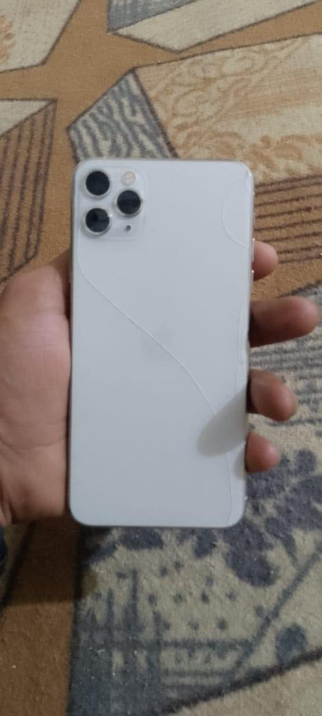 سلام عليكم آيفون ١١برو ماكس للبيع بطاريه ٧٣مبدل شاشه اصليه تفصيخ ذاكره ٢٥٦/دبل سيم كارت مكاني كربلاء حي المام علي للستفسار ***********تلفون احله من صور الله شاهد عليه
