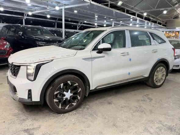 📍نوع السيارة:-كيا سورنتو خاضعه للضمان 
🧨عروض جديده واسعار جديدة 🧨📍🚘
موديل:-2025
📍محرك:- 3500
📍عداد المشي زيرو
📍الموصفات🔻جميع الفئاة تتوفر عدنه 

✅متوفر قماره حديد ٤ كامرات داتا شو ويل ٢٠ 
✅متوفر قمار حديد ويل عشرين
✅متوفر بانوراما ويل عشرين دات شو
✅متوفر قماره حديد اربع كامرات تتقدم للامام وللخلف 

⬅️العنوان بغداد الكريعات شارع الوقف السني ⬅️للأستفسار عن الأسعار الاتصال على الارقام المذكورة
⬅️ بغداد الكريعات شارع الوقف 
للاستفسار الاتصال 
هـ  *********** 
هـ *********** بغداد

