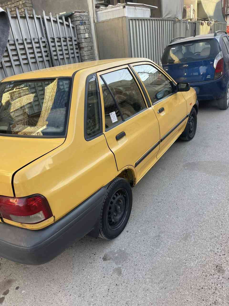 سلام وعليكم سايبه موديل 2015بسمنه مصفره من كلشي تبريد وكير ومكينه جددد شواصي جدد صبغ جاملغ امامي مكاني شهداء السيديه السعر ٣٥ وبيها مجال ***********
