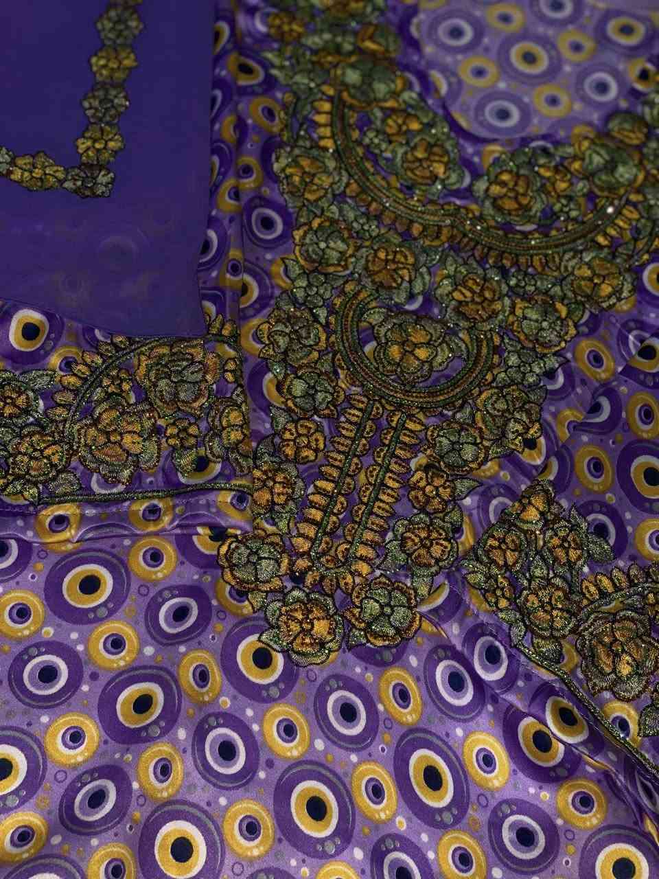 مخاوير مخيطه وجاهزه مع شالاتها وباسعار جوه السوك متوفر بس مفرد ماكو جمله  قماش حرير اندنوسي

*********** 
استفسار ع الرقم هذا
