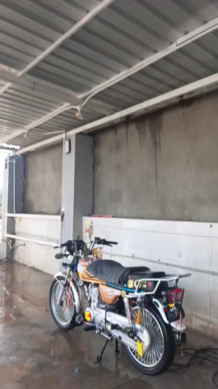 وصل 800
جوا 800ما ابيع شراي يجي خاص 
***********
