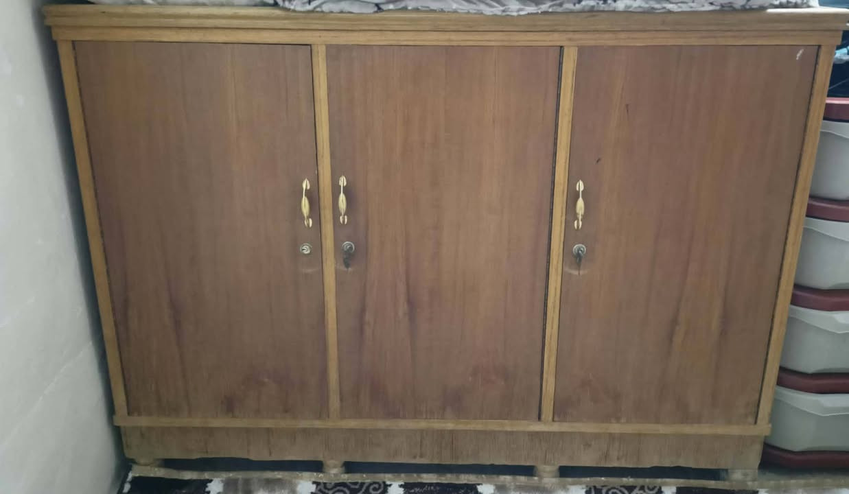 متاح منامات الي اربع أبواب سعرها 150 و الي ثلاث أبواب 100


**إذا كنت صاحب هذا الإعلان وتريد حذفه لأي سبب، رجاءا أرسل رسالة إلى الدعم الفني**