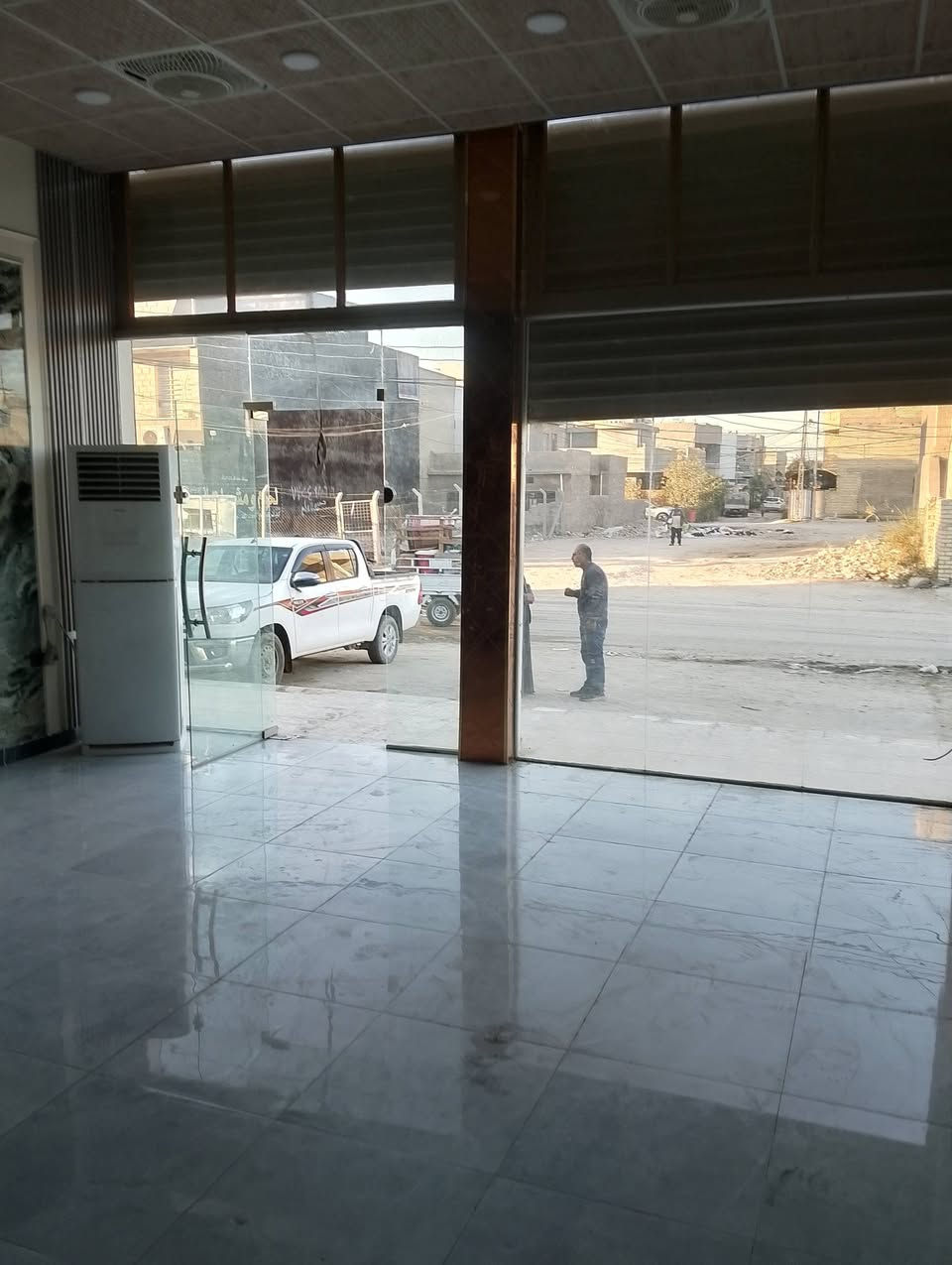 محلات لليجار كويريش حي سلام رقم 
***********
***********
عدي الجبوري
