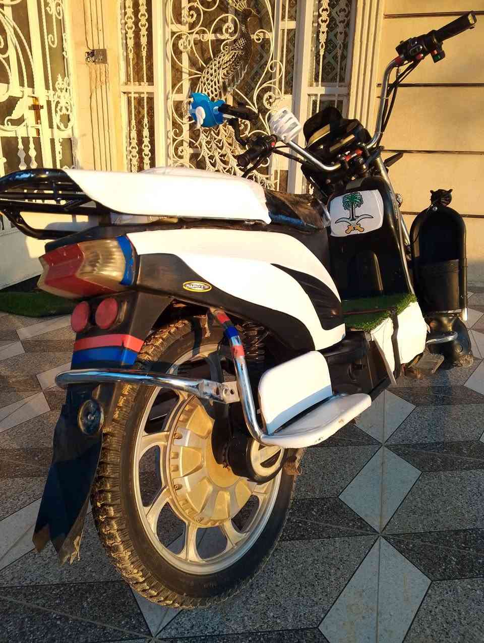 سلام عليكم متوفر دراجه شحن هارلي مطور نضيف بطاريات جديد عقل جديد  ملف جديد شاشه جديد لايت جديد  إذ شراي بي مجال


**إذا كنت صاحب هذا الإعلان وتريد حذفه لأي سبب، رجاءا أرسل رسالة إلى الدعم الفني**