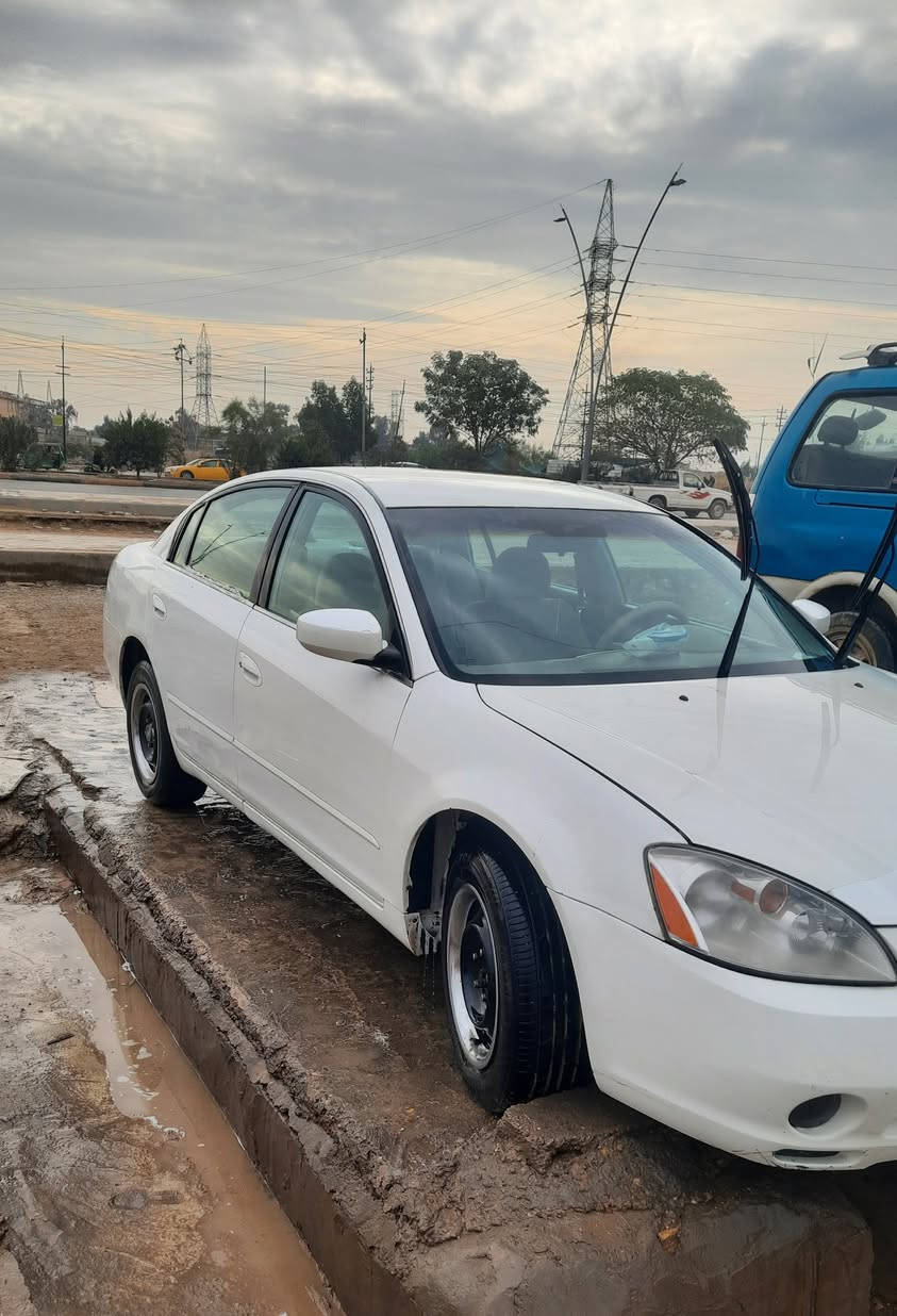 التيما ٢٠٠٧ رقم سليمانيه
قطعتين تبريد 
محرك ٢.٥
ضرر موضح بالسونار 
سعر ٨٢
***********
