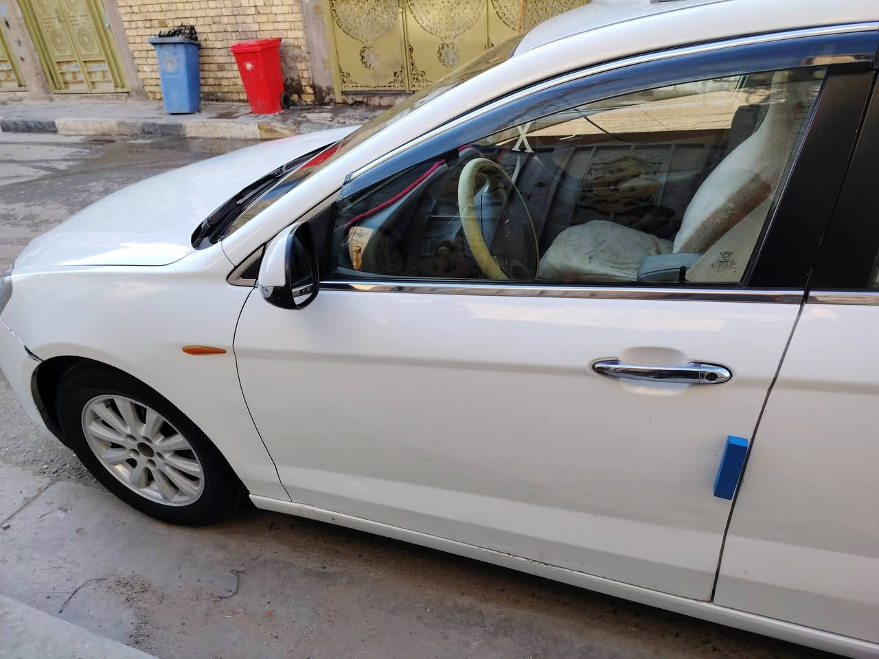 السلام عليكم شيري استرة 2014 محور كير ومكينة كامري  السعر 58 بيع او مراوس شعندك نزل رقم الهاتف ***********
